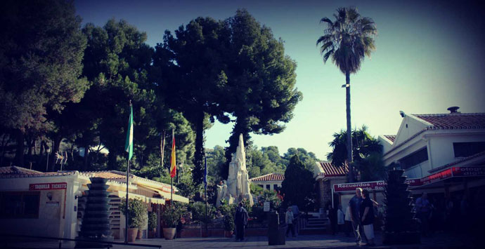 Nerja Turismo - Cuevas de Nerja - Entrada