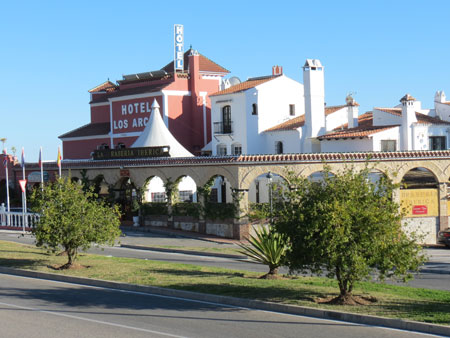 Nerja Turismo - Hoteles en Nerja - Hotel Los Arcos