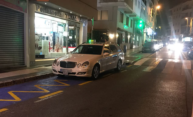 Nerja Turismo - Taxis - Parada Tutti Frutti