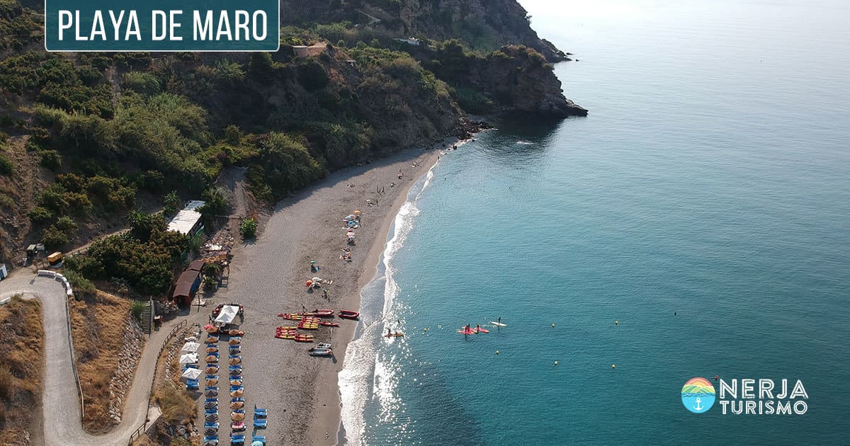 La Playa De Maro Cala Situada En Los Acantilados De Nerja