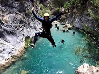 Excursión descenso barranco río verde