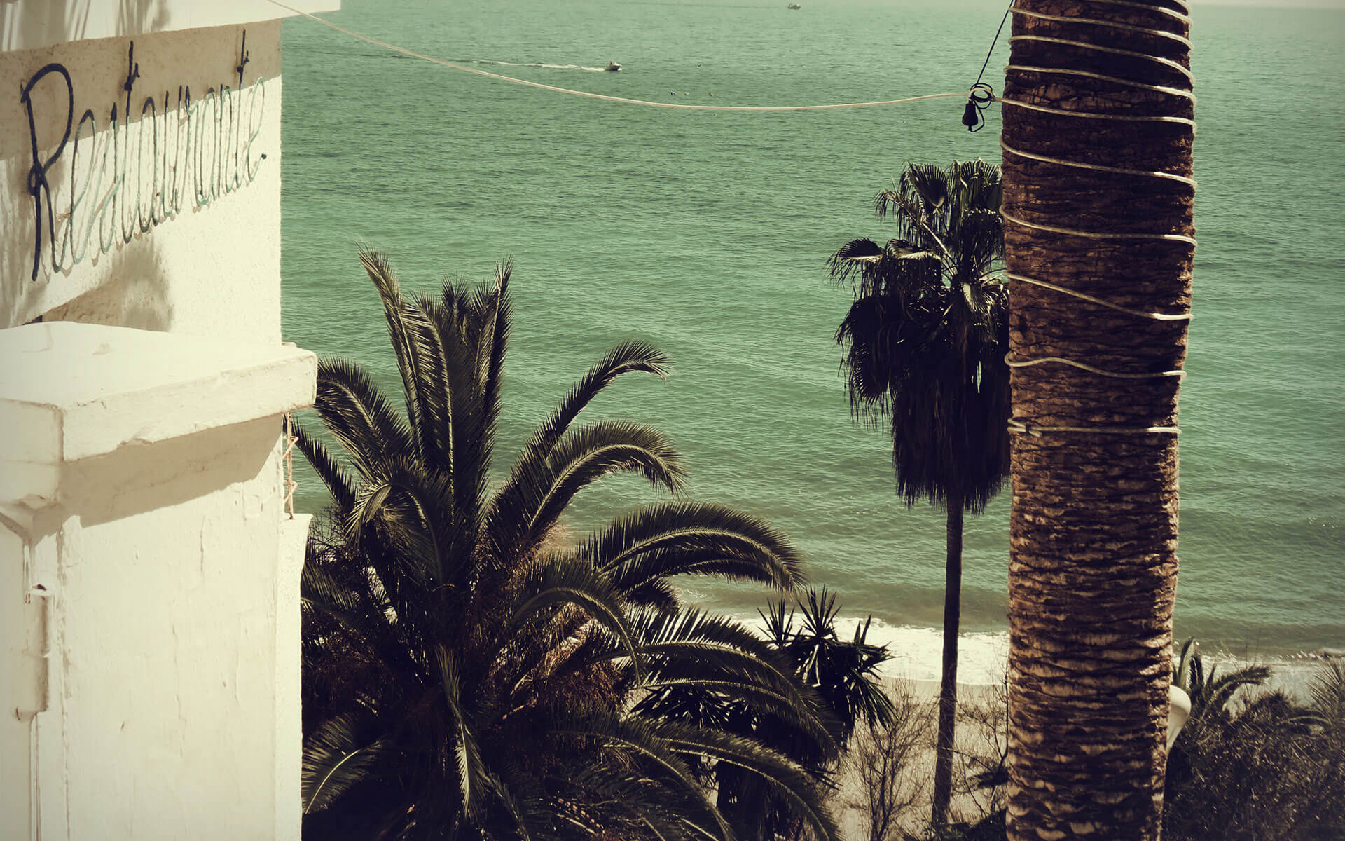 Vistas desde el boquete calahonda. Nerja